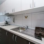 Appartamento With Parking Space Podaca, Makarska - 11748 *