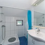 Appartamento With Parking Space Podaca, Makarska - 11748 *