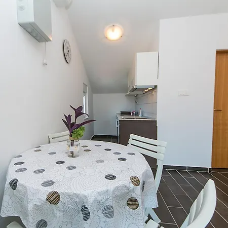 Appartamento With Parking Space Podaca, Makarska - 11748 *